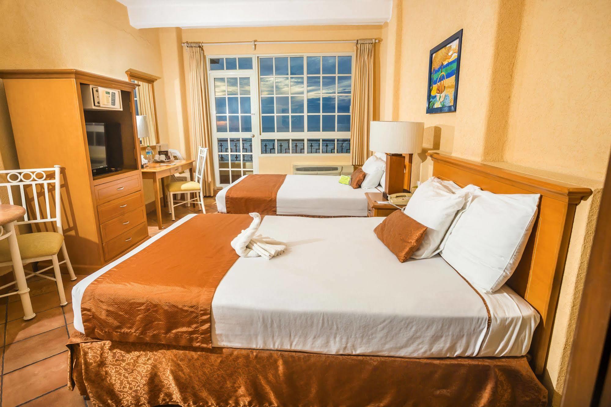 Best Western Posada Freeman Mazatlán Exterior foto